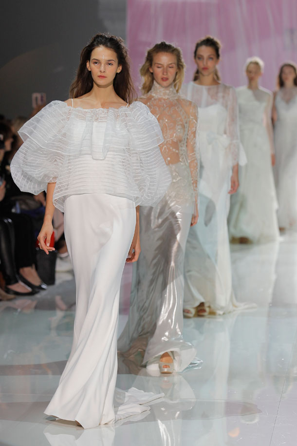 ilovebrides.pt Raimon Bundo 2018 Barcelona Bridal Fashion Week 2017